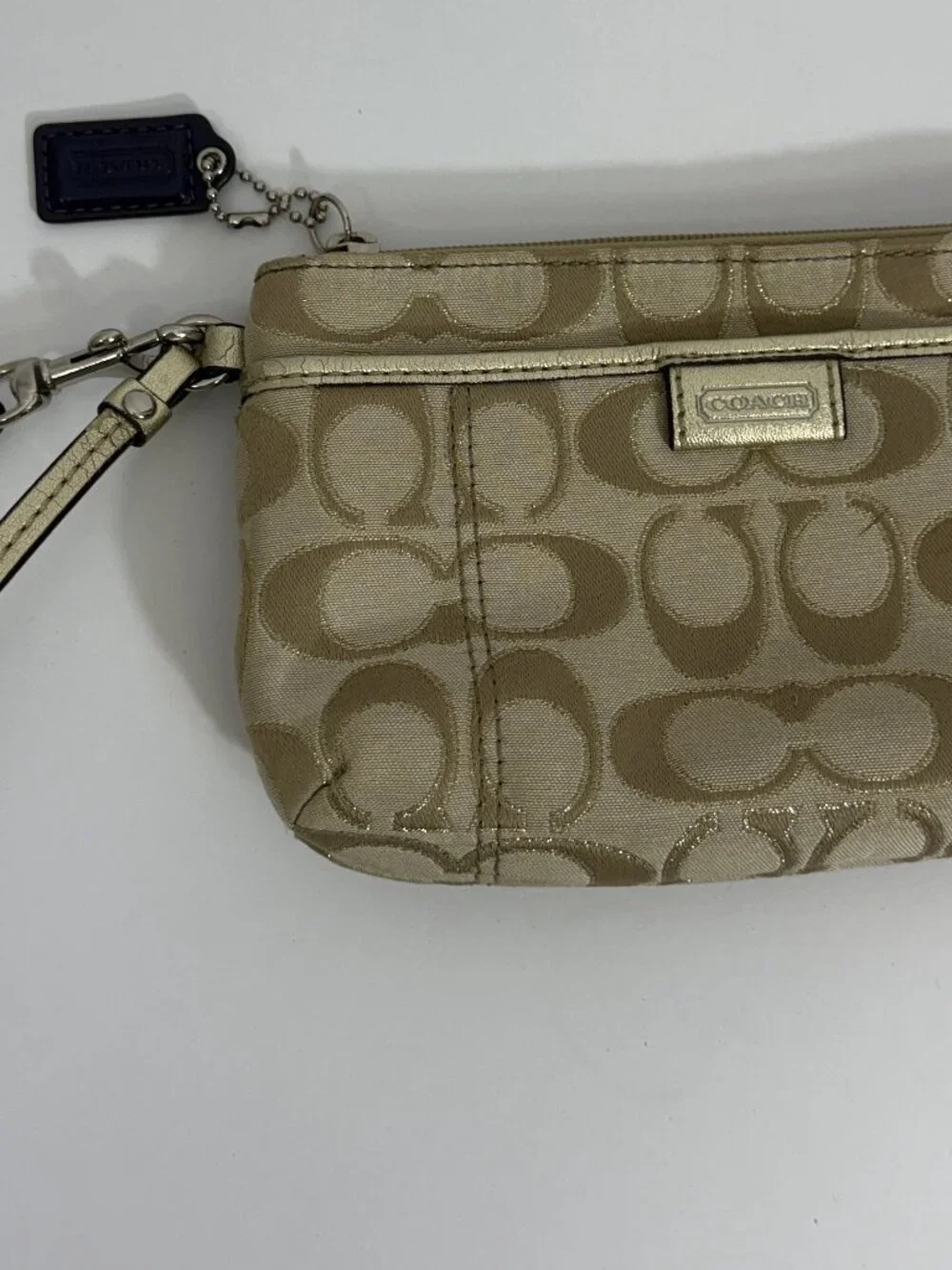 Coach F49558 Corner Zip Wristlet In Signature Canvas Gold